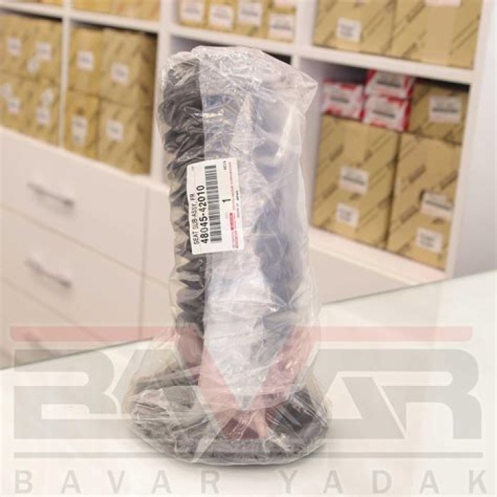 Travis Kelce's Dating Life: A Closer Look at His Relationships with Kayla Nicole and Gracie Hunt - SarkariResult