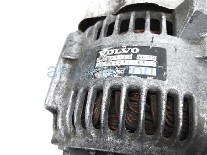 Neha Sharma Net Worth: Details About Age, Income, Movie, Caree, Bf, Home - SarkariResult