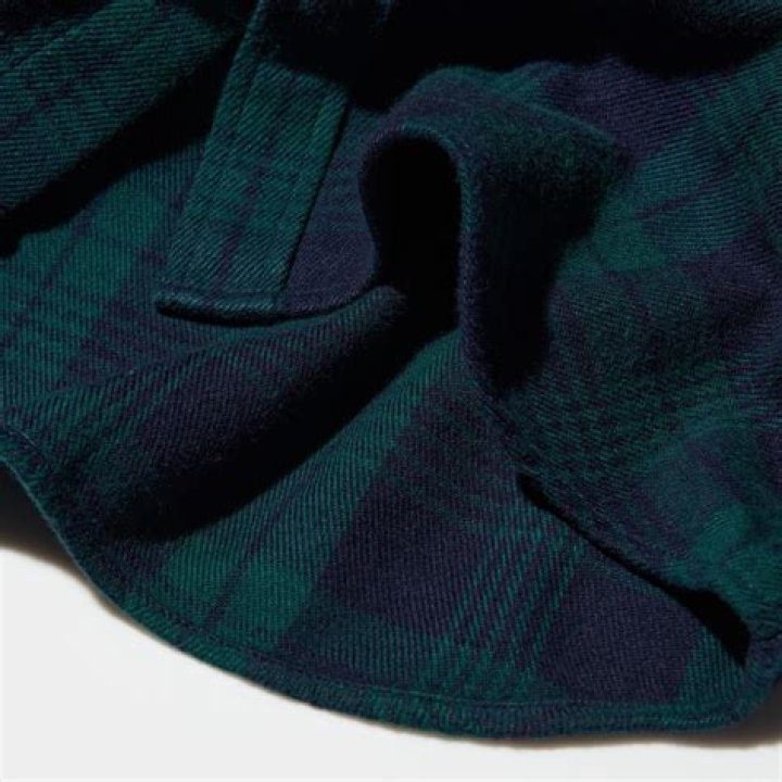 Counter Strike 2 (CS2) : How to Change Hands in Counter Strike 2 ? - SarkariResult