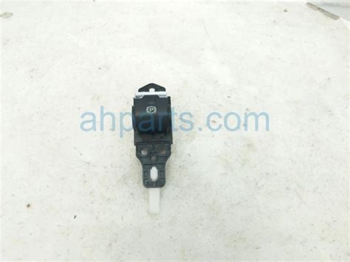 Dunki Ending Explained & Film Summary : Why Did Manu Want To Come To India? - SarkariResult