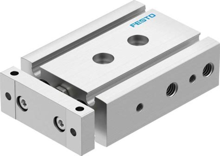 Christine Williamson Husband : Let's Know About Her Better Half - SarkariResult