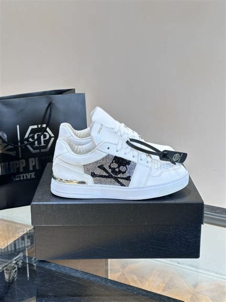 Who Is Victor Siharath Wife : Is He Married? DUI Suspect Accused Of Killing Three Charged With Murder - SarkariResult