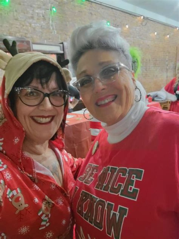 Adriane Kelly Net Worth