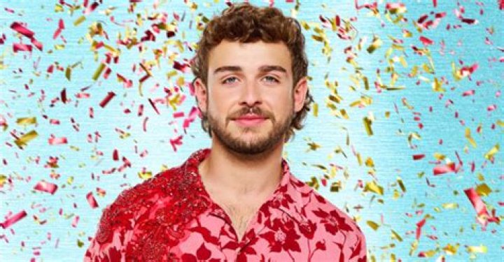 Alex Clarke Net Worth