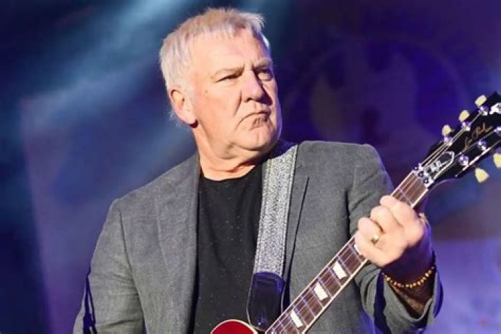Alex Lifeson Net Worth