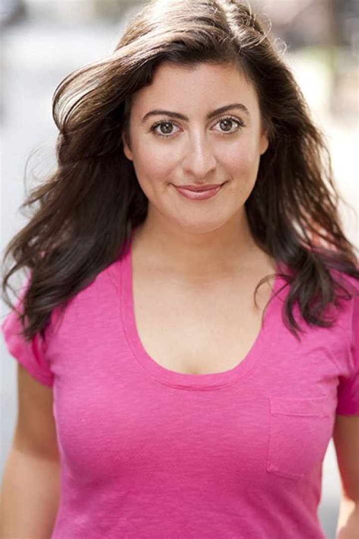 Alyson Leigh Rosenfeld Net Worth