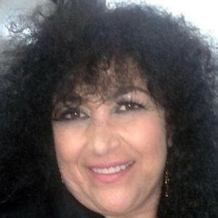 Amanda Miguel Net Worth