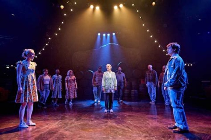 Amy Booth-Steel Net Worth