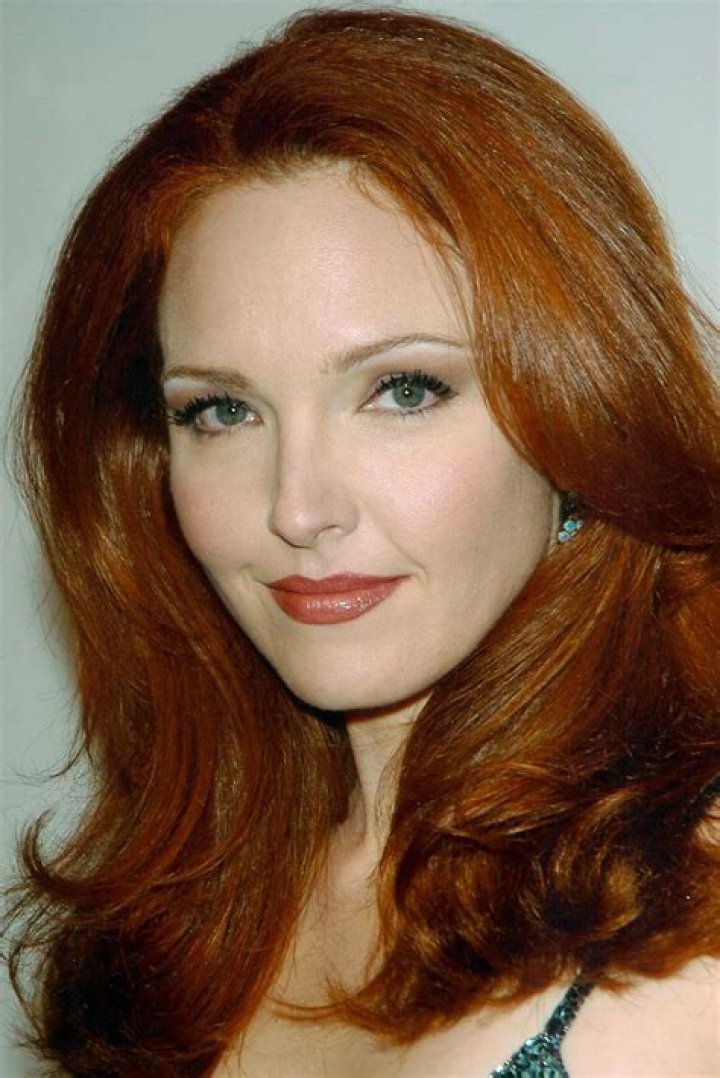 Amy Yasbeck Height, Weight, Measurements, Bra Size, Shoe Size