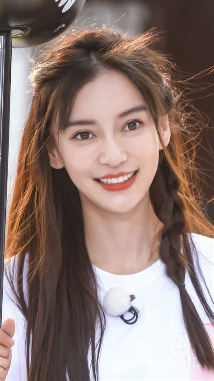 Angelababy Height, Weight, Measurements, Bra Size, Shoe Size