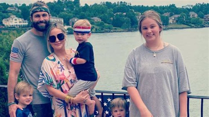 Anna Maynard Net Worth