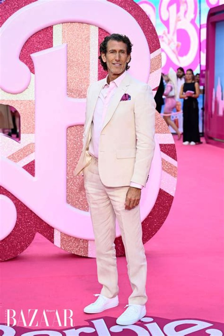 Anton Dickson Net Worth