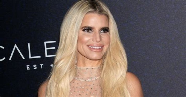 Ashlee Simpson Net Worth, Income, Salary, Earnings, Biography