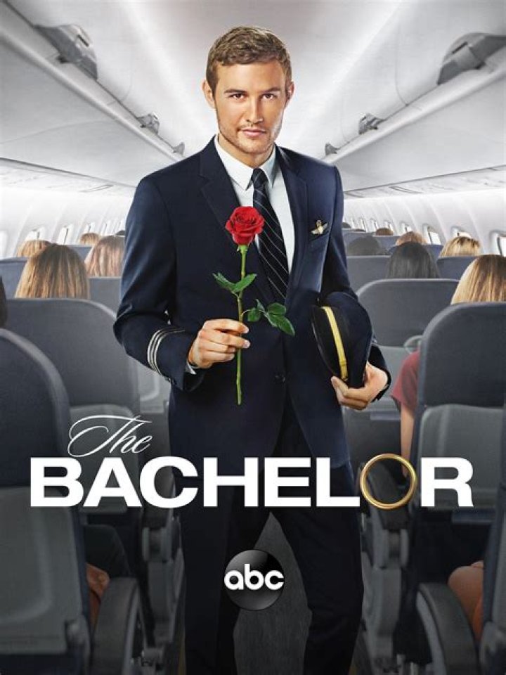 
Bachelor Fans Are Divided About Who’s to Blame for Rachel and Tino’s Breakup 