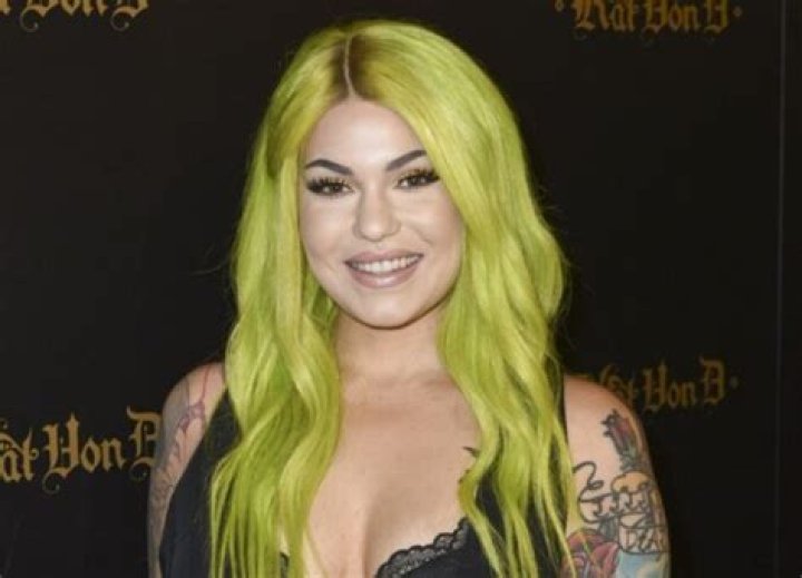 Bailey Sarian Net Worth (2022) Income, Age, Height, Facts