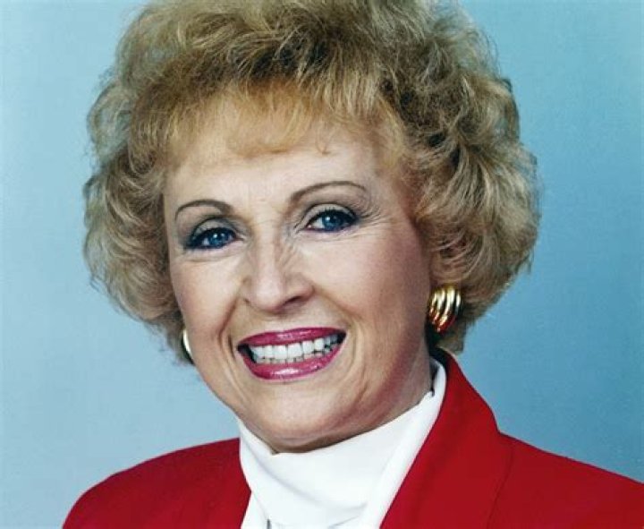 Beverly LaHaye Net Worth