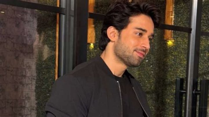 Bilal Abbas Khan Height, Weight, Net Worth, Age, Birthday, Wikipedia, Who, Instagram, Biography