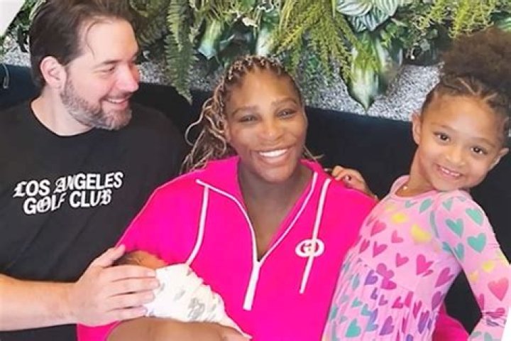 
Billionaire Otedola’s Daughter, DJ Cuppy Shares New Photos Of Herself 