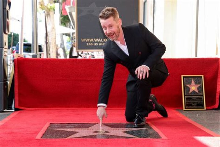 
Billy Idol Honored with a Star on the Hollywood Walk of Fame: ‘It’s Just Incredible’ 
