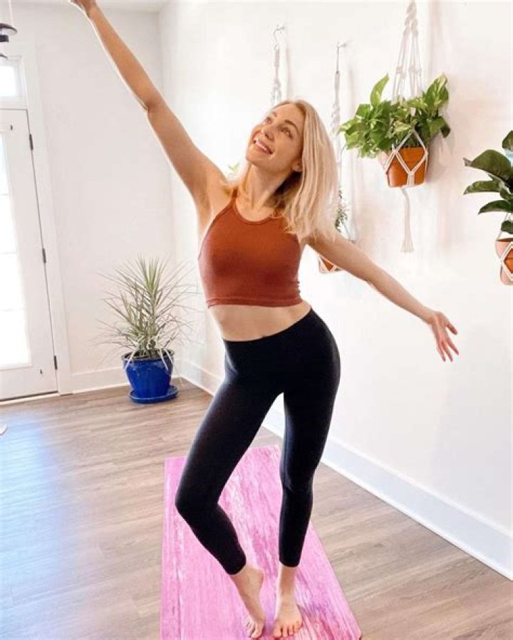 Breanne Hill Height, Weight, Measurements, Bra Size, Shoe Size