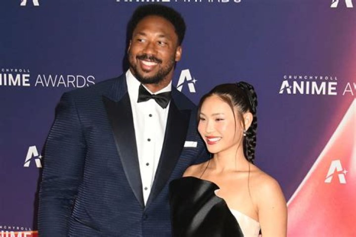 Dating, Boyfriend, Married, Net worth, Height, Wiki, Age