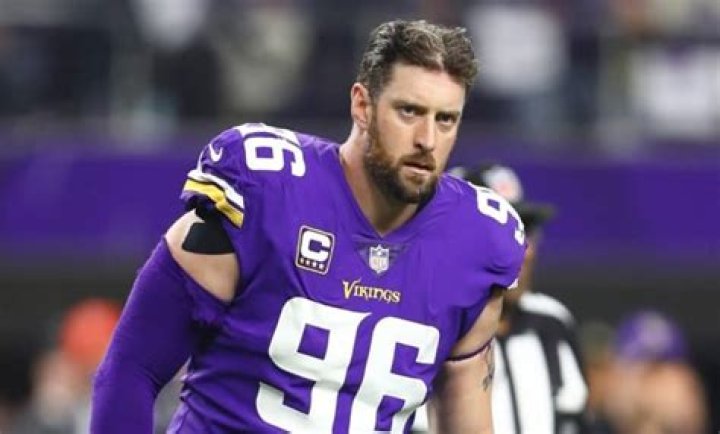 Brian Robison Net Worth