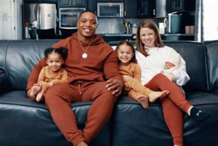 C.J. Ham Wife: Is C.J. Ham Married? Who Is C.J. Ham’s Wife Stephanie Ham?