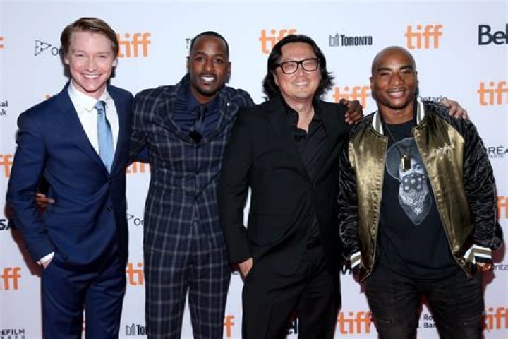 Calum Worthy Net Worth