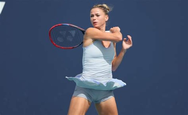Camila Giorgi Height, Weight, Measurements, Bra Size, Shoe Size
