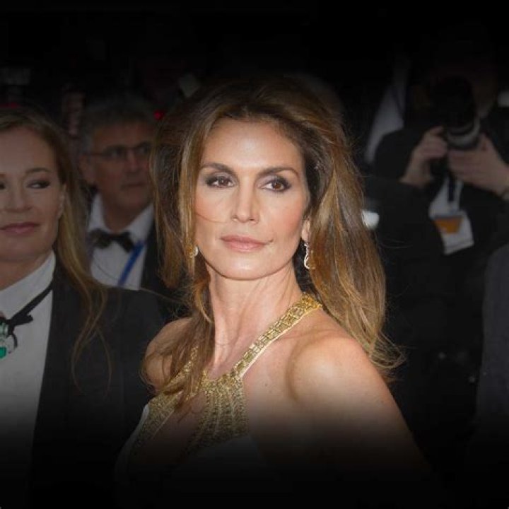 Candice Crawford’s net worth, fact, career, awards, biography & life story