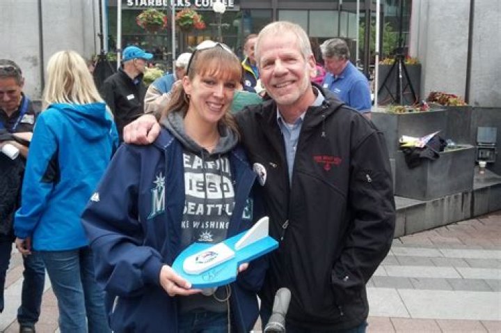 Chip Hanauer Net Worth