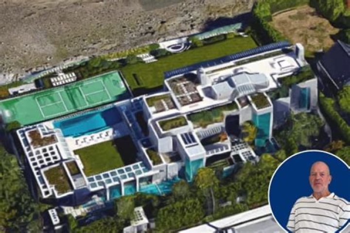 Chip Wilson Net Worth