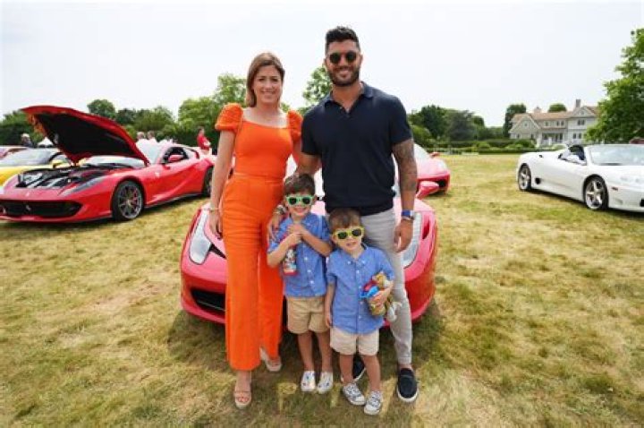 Chloe Melas Married, Husband, Kids, Net worth, Career, Wiki, Height, Age