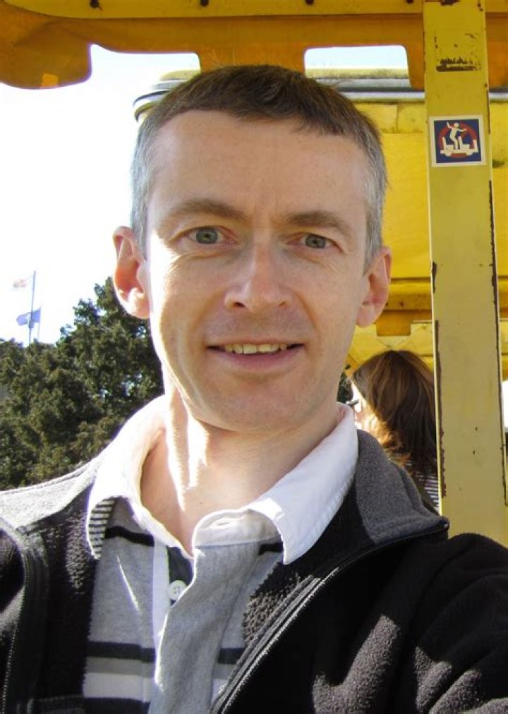 Chris Sawyer Net Worth