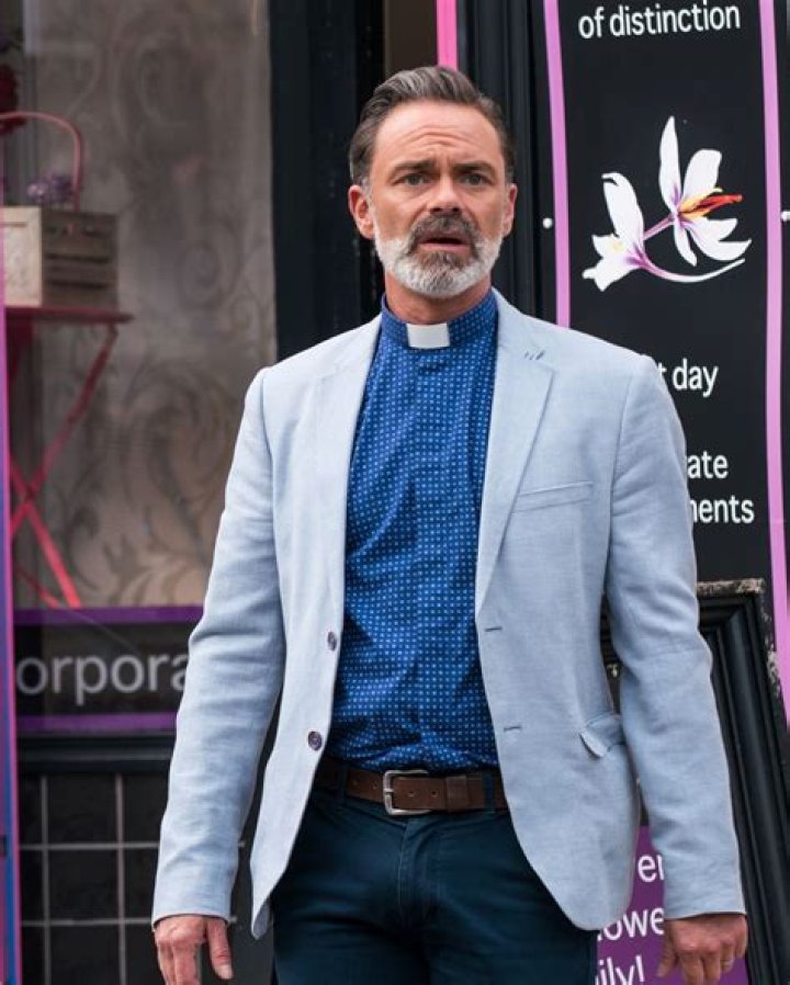 
Corrie Paddy Bever May Not Be Gay But Always Voices For LGBTQ, Meet Max From Corrie 
