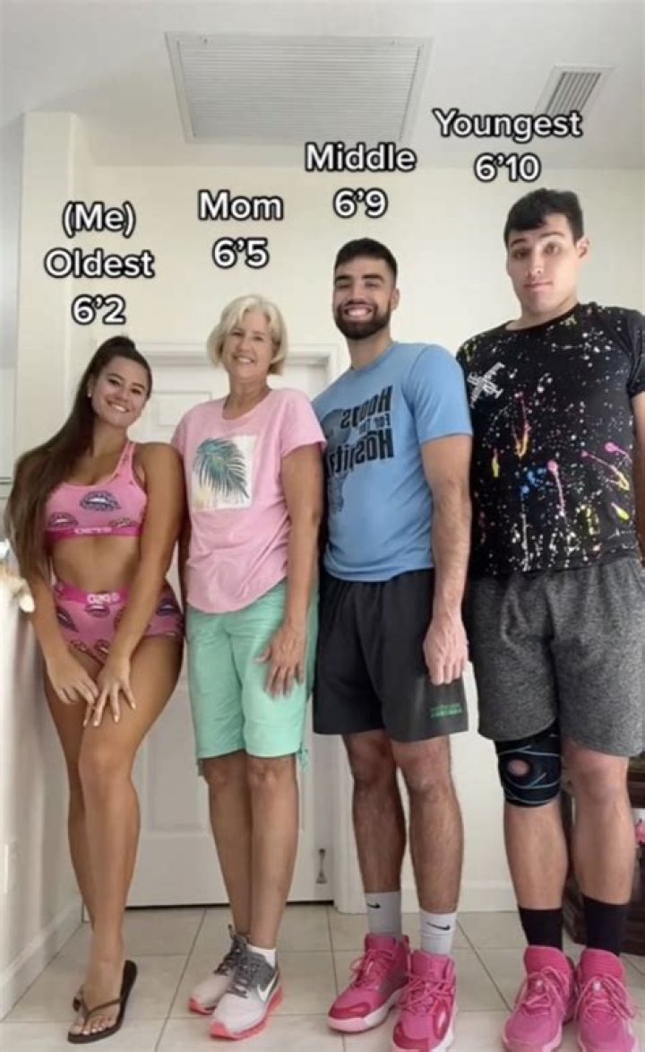Crystal Dangerfield Height In Feet: How Tall Is She?