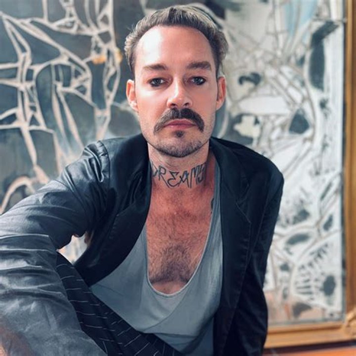 Daniel Johns