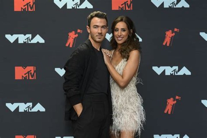 Danielle Jonas Net Worth