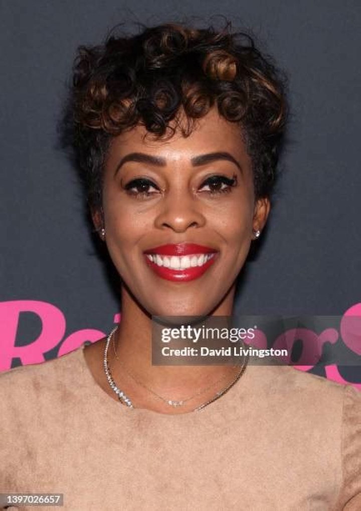 Daphnique Springs Net Worth