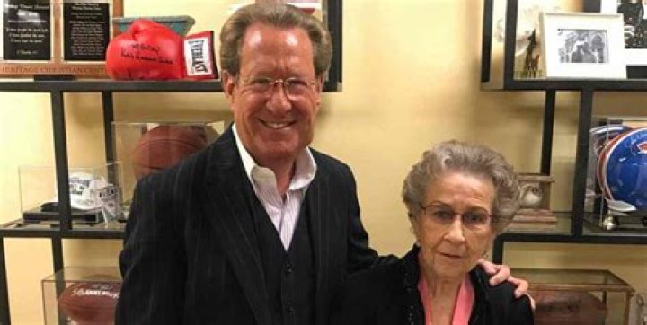 Dennis Leonard Net Worth