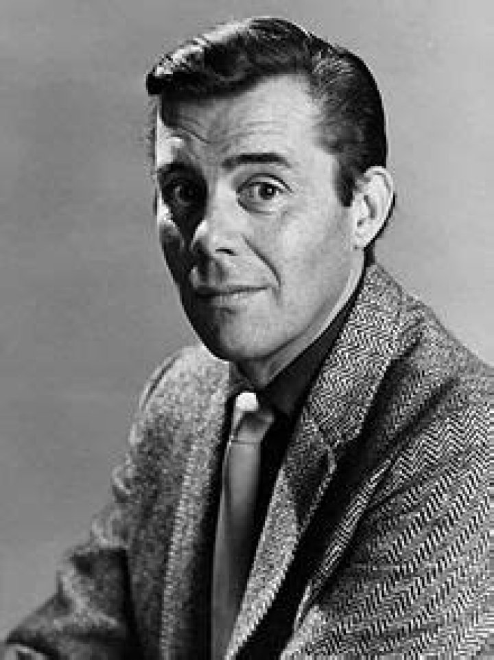 Dirk Bogarde Net Worth