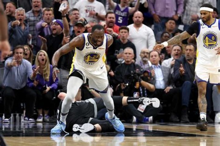 
Draymond Green Says ‘Shame on You’ to Fans Who Think They Know Him from Just Watching Basketball 