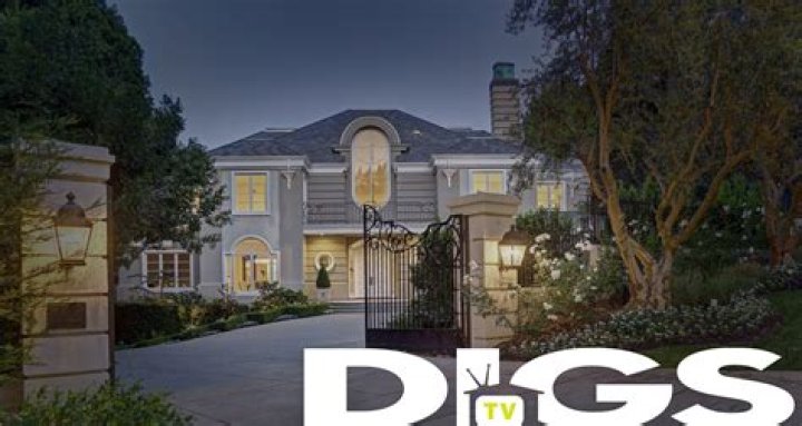 Dustin Cumming Net Worth