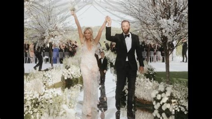 
Dustin Johnson Married His Longtime Girlfriend Paulina Gretzky- Explore Their Wedding Pictures 