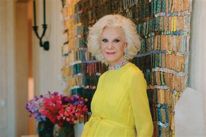 Elaine Bruce Net Worth