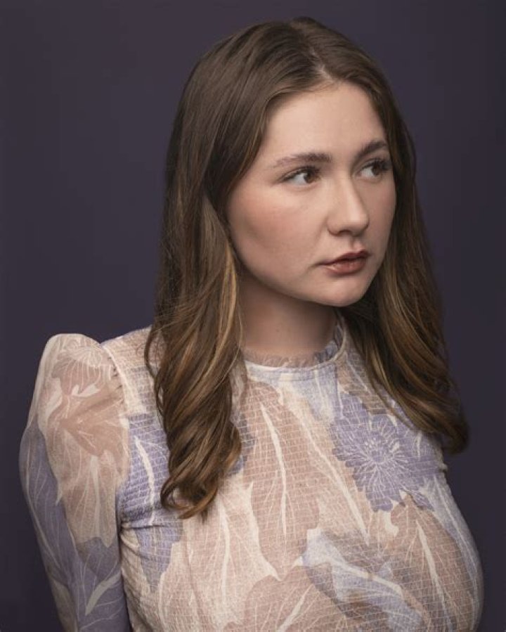 Meet ‘Shameless’ Star Emma Kenney