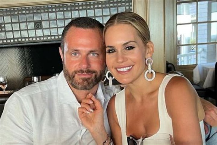 Who is Evan Goldschneider Married to?