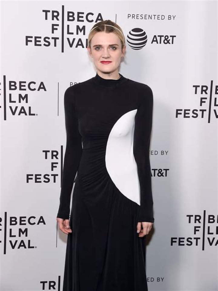
Gayle Rankin’s Biography – Dating, Family, Net Worth, Height 