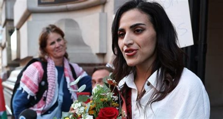 Gem Jewels Fanvan Video Gone Viral: Does She Have OnlyFans?