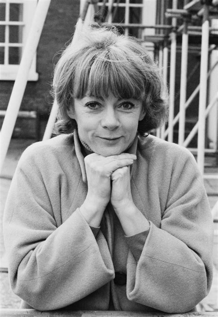
Geraldine Hickey Height, Weight, Net Worth, Age, Birthday, Wikipedia, Who, Nationality, Biography 